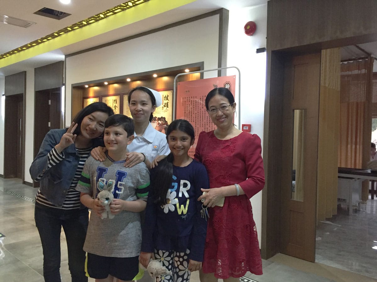 Patient in China zur Stammzellbehandlung für Autismus